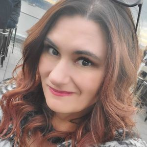 Meet your Posher, Paula